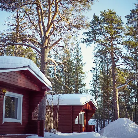 Crow Creek Lodge Inari